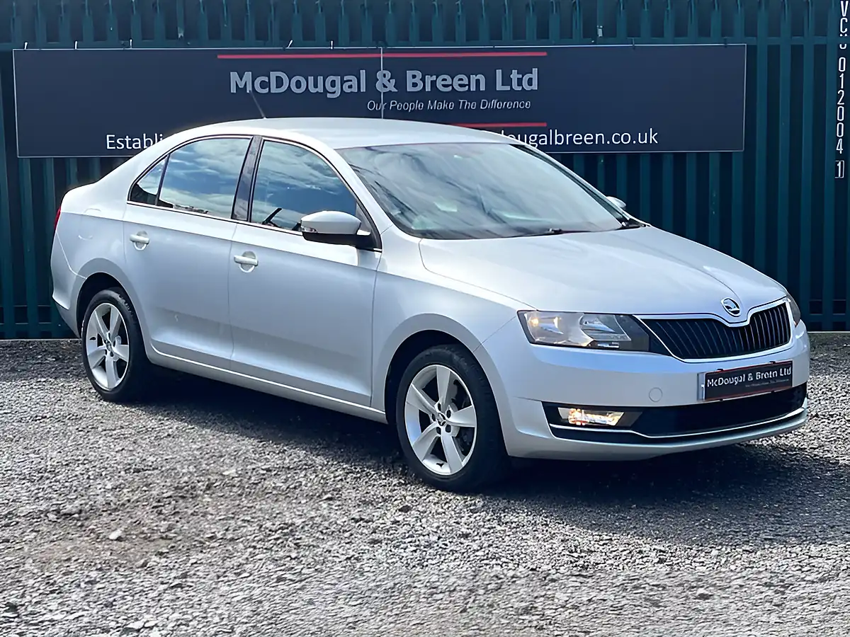 Used 2017 Skoda Rapid Se L Silver - Interior and Exterior details 7