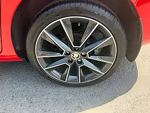 Used 2017 Skoda Rapid Spaceback Se Sport Red - Interior and Exterior details 14