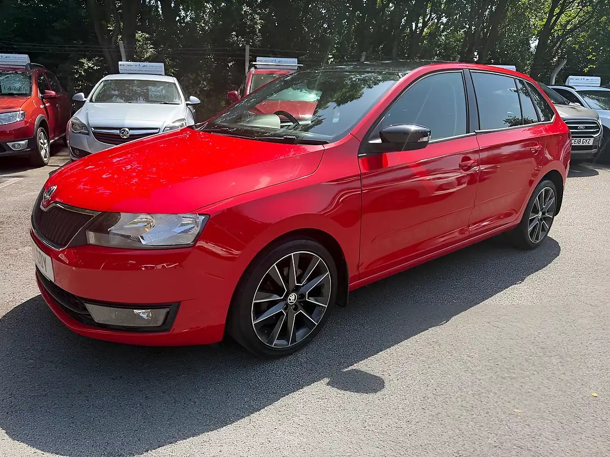 Used 2017 Skoda Rapid Spaceback Se Sport Red - Interior and Exterior details 3