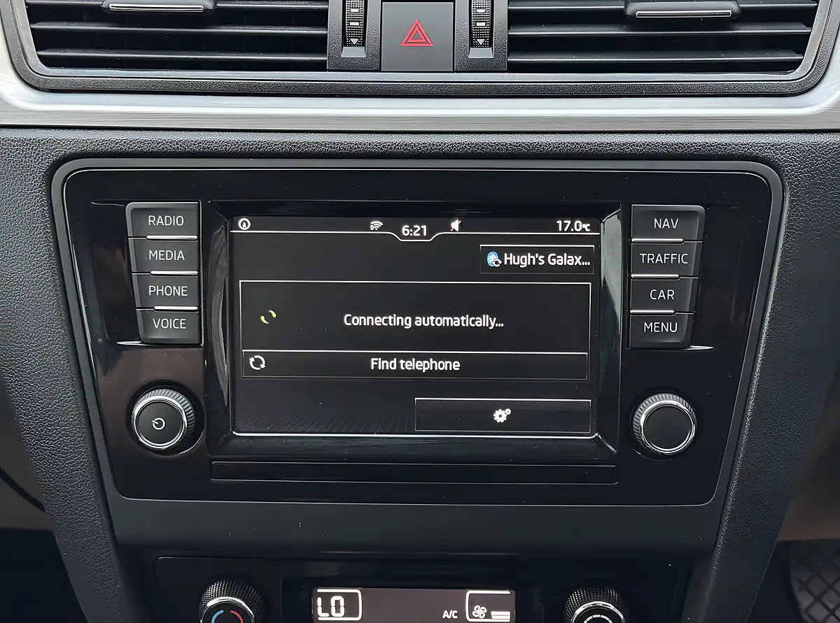 Used 2017 Skoda Rapid Spaceback Se Tech Grey - Interior and Exterior details 16