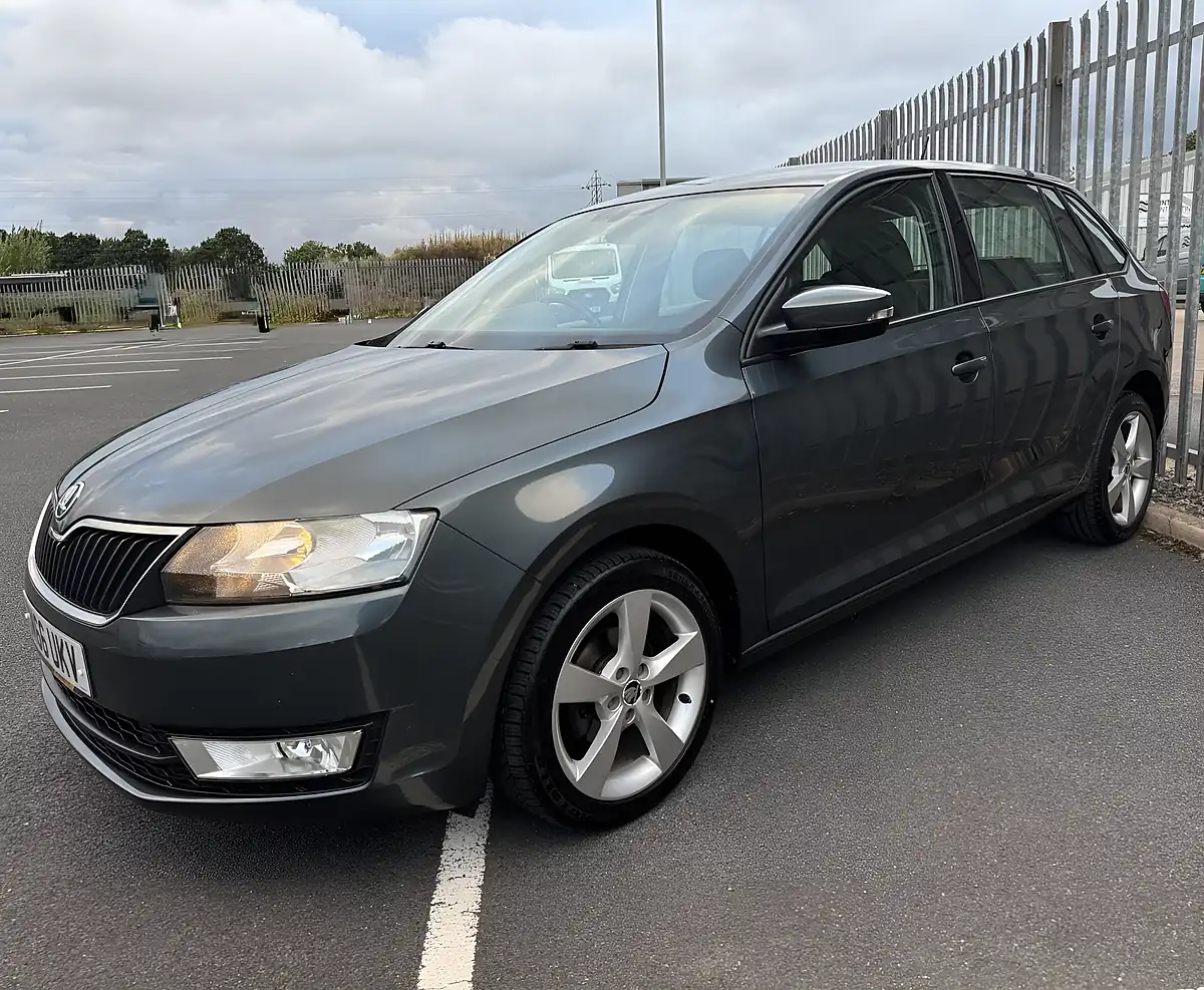 Used 2017 Skoda Rapid Spaceback Se Tech Grey - Interior and Exterior details 2