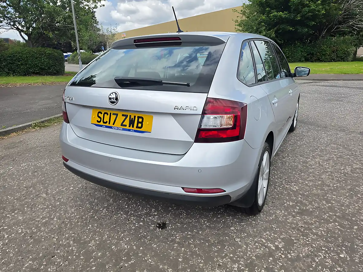 Used 2017 Skoda Rapid Spaceback Se Tech Silver - Interior and Exterior details 11