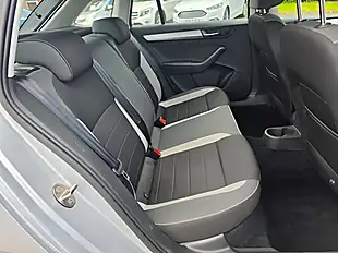 Used 2017 Skoda Rapid Spaceback Se Tech Silver - Interior and Exterior details 18