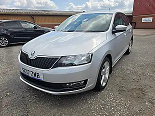 Used 2017 Skoda Rapid Spaceback Se Tech Silver - Interior and Exterior details 4