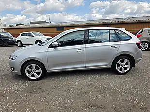 Used 2017 Skoda Rapid Spaceback Se Tech Silver - Interior and Exterior details 8