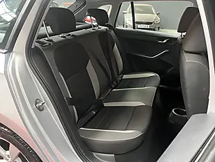Used 2017 Skoda Rapid Spaceback Se Tech Silver - Interior and Exterior details 14