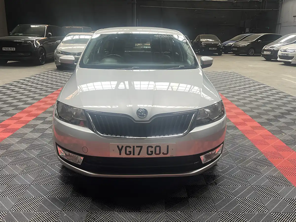 Used 2017 Skoda Rapid Spaceback Se Tech Silver - Interior and Exterior details 2