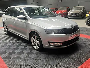 Used 2017 Skoda Rapid Spaceback Se Tech Silver - Interior and Exterior details 3