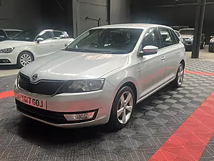 Used 2017 Skoda Rapid Spaceback Se Tech Silver - Interior and Exterior details 4