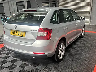 Used 2017 Skoda Rapid Spaceback Se Tech Silver - Interior and Exterior details 9