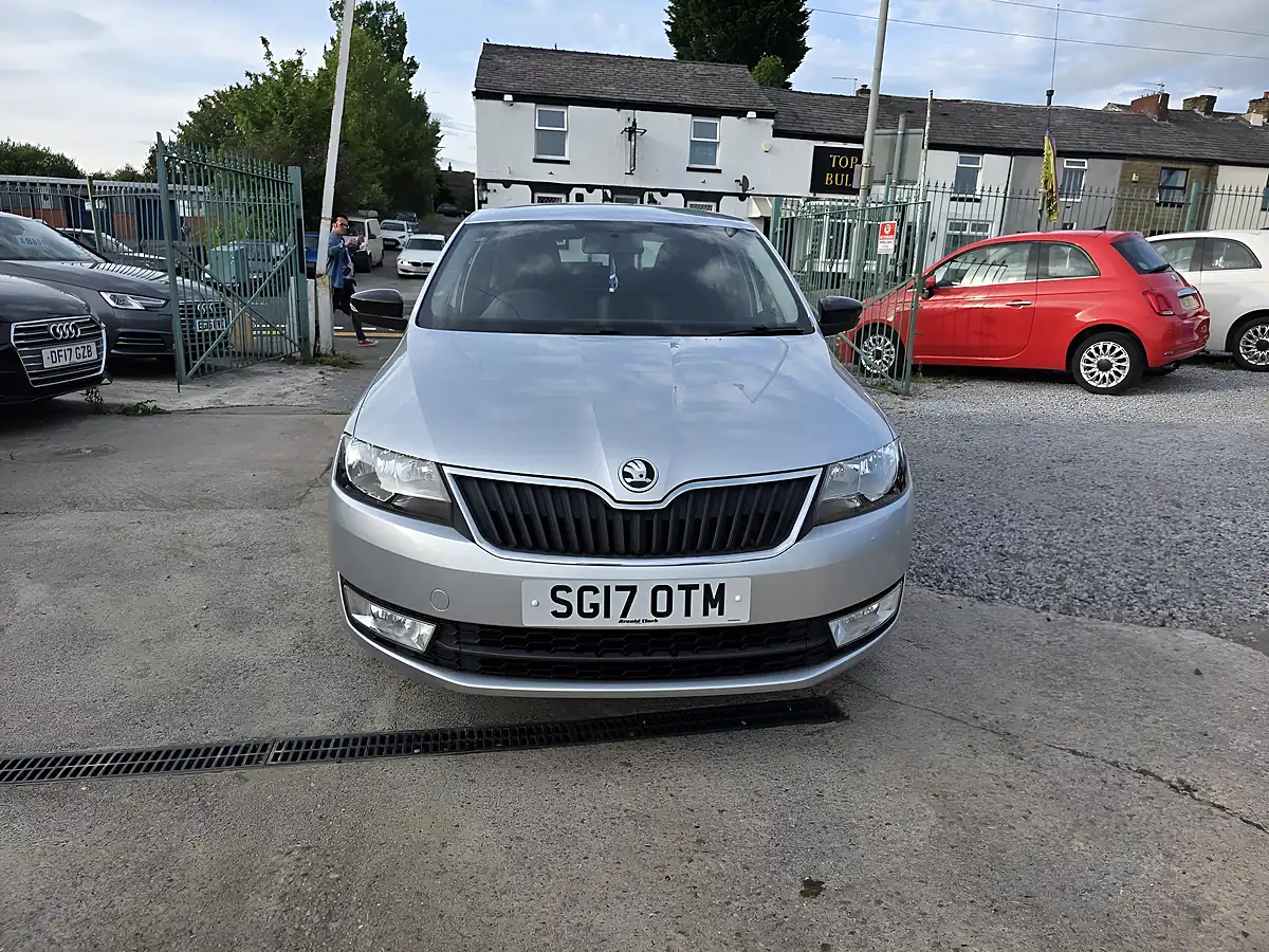 Used 2017 Skoda Rapid Sport Silver - Front View