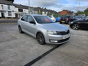 Used 2017 Skoda Rapid Sport Silver - Interior and Exterior details 2