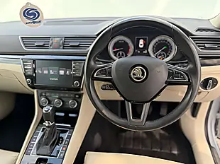 Used 2017 Skoda Superb Laurin & Klement Brilliant Silver - Interior and Exterior details 17