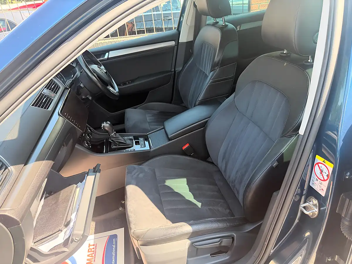 Used 2017 Skoda Superb Se L Executive Blue - Interior and Exterior details 12