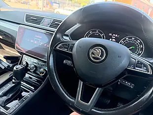 Used 2017 Skoda Superb Se L Executive Blue - Interior and Exterior details 19