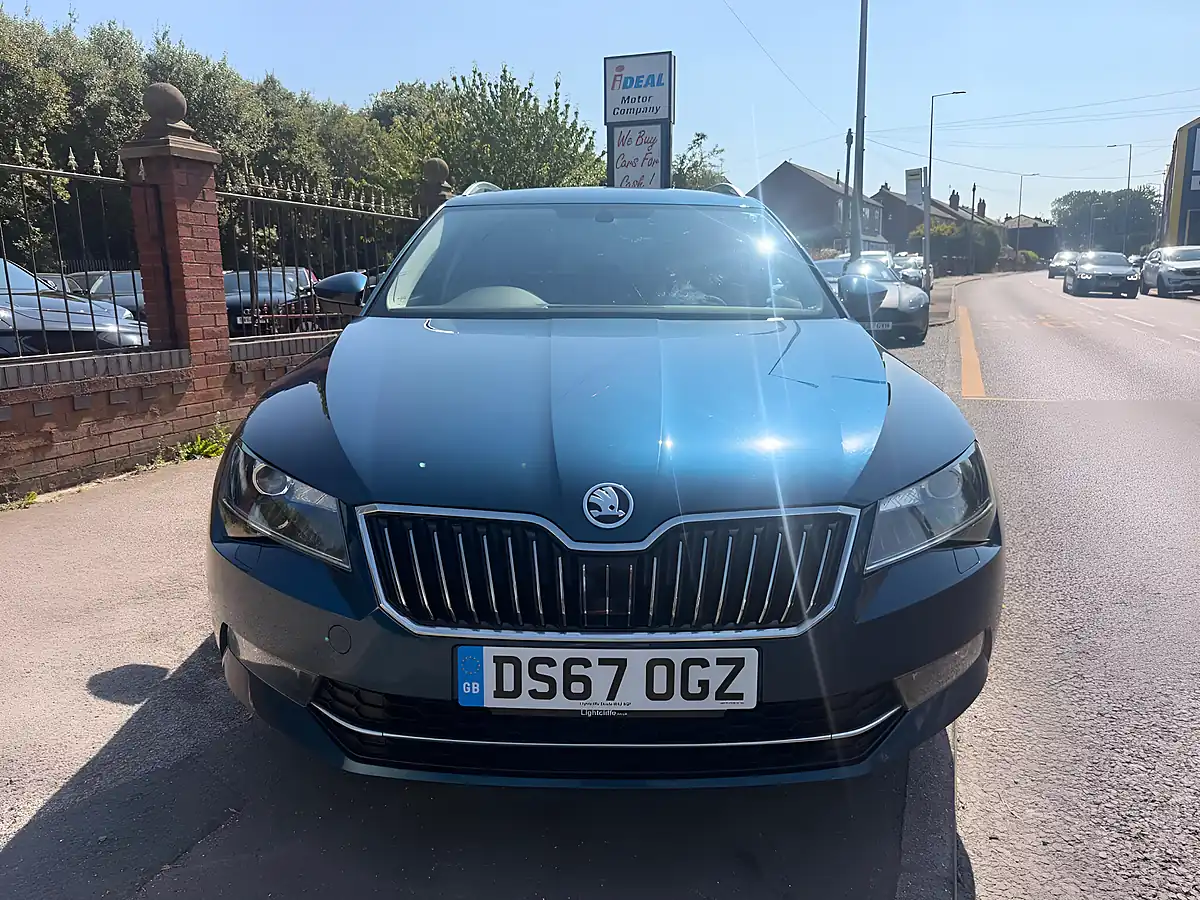 Used 2017 Skoda Superb Se L Executive Blue - Interior and Exterior details 5