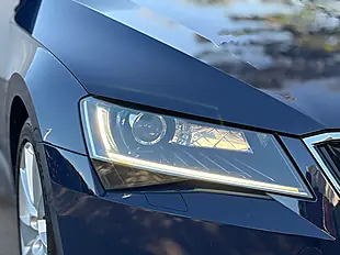 Used 2017 Skoda Superb Se L Executive Blue - Interior and Exterior details 4