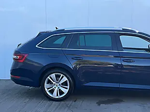 Used 2017 Skoda Superb Se L Executive Blue - Interior and Exterior details 9