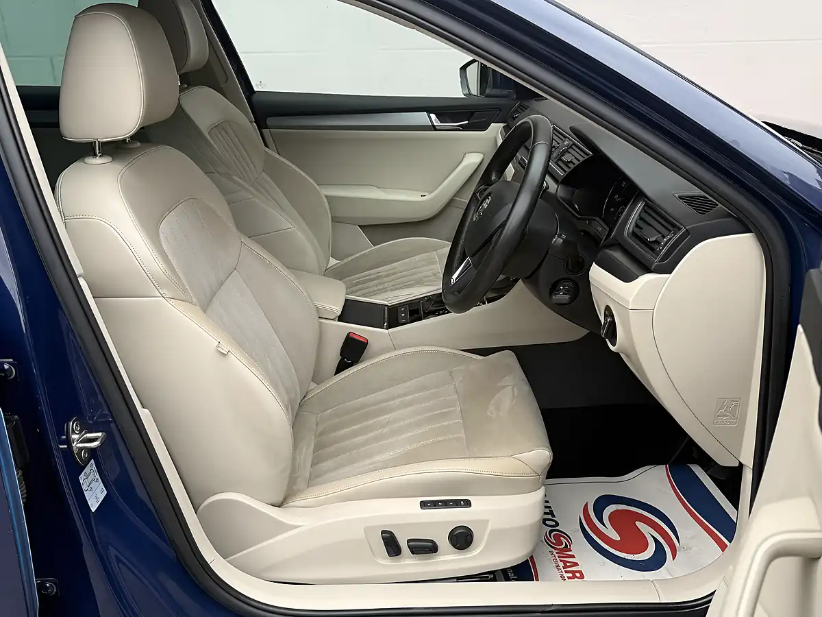 Used 2017 Skoda Superb Se L Executive Blue - Interior and Exterior details 12