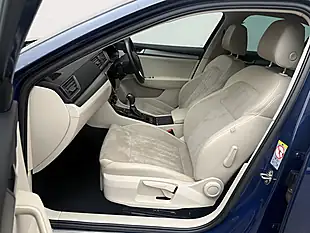 Used 2017 Skoda Superb Se L Executive Blue - Interior and Exterior details 14