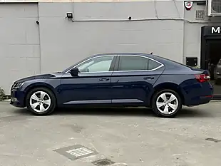 Used 2017 Skoda Superb Se L Executive Blue - Interior and Exterior details 6