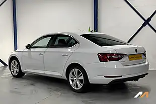 Used 2017 Skoda Superb Se L Executive White - Interior and Exterior details 17