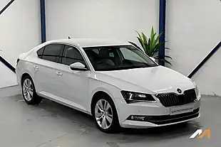 Used 2017 Skoda Superb Se L Executive White - Interior and Exterior details 7