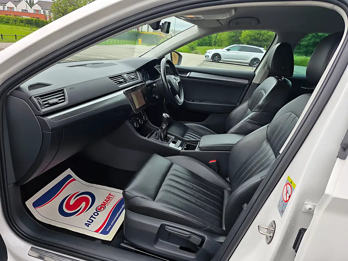 Used 2017 Skoda Superb Se L Executive White - Interior and Exterior details 9