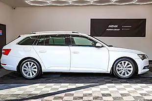 Used 2017 Skoda Superb Se White - Interior and Exterior details 4