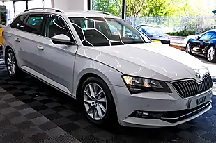 Used 2017 Skoda Superb Se White - Interior and Exterior details 8