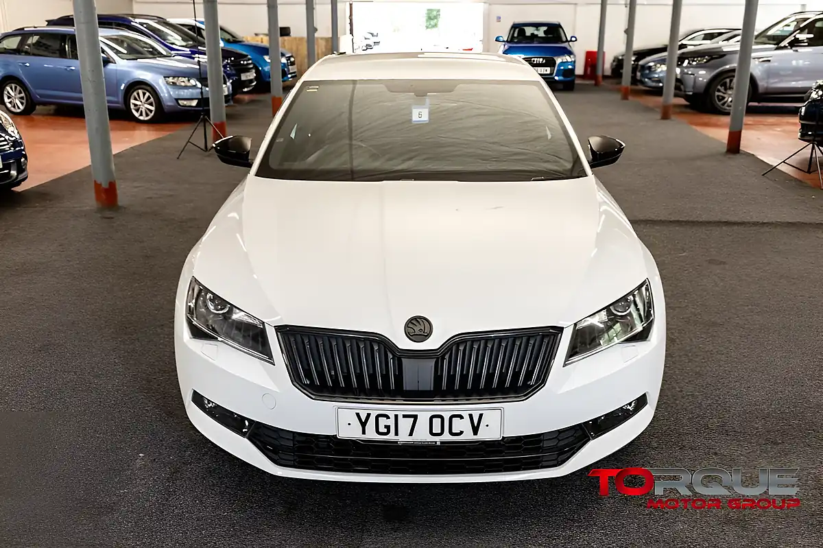 Used 2017 Skoda Superb Sportline Moon White - Interior and Exterior details 10