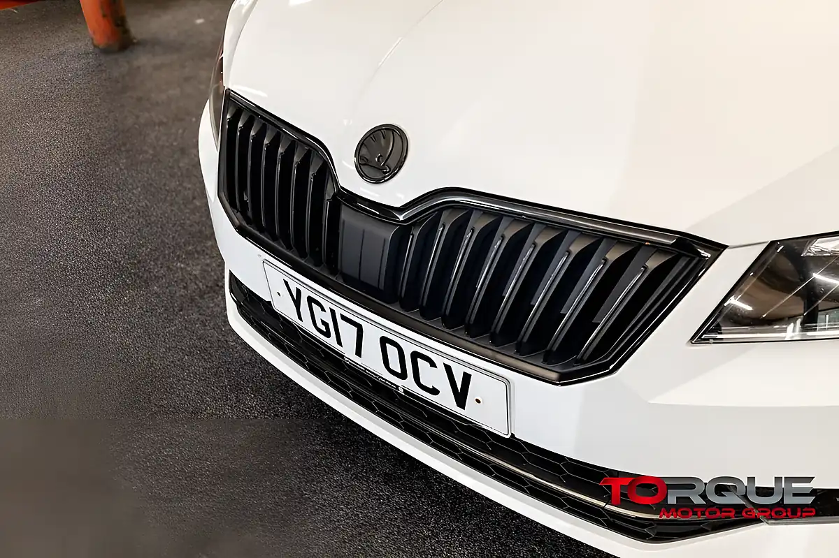 Used 2017 Skoda Superb Sportline Moon White - Interior and Exterior details 11