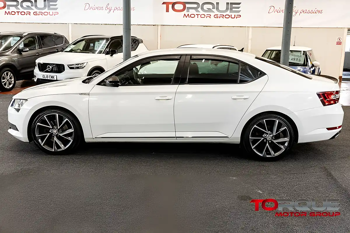 Used 2017 Skoda Superb Sportline Moon White - Interior and Exterior details 14