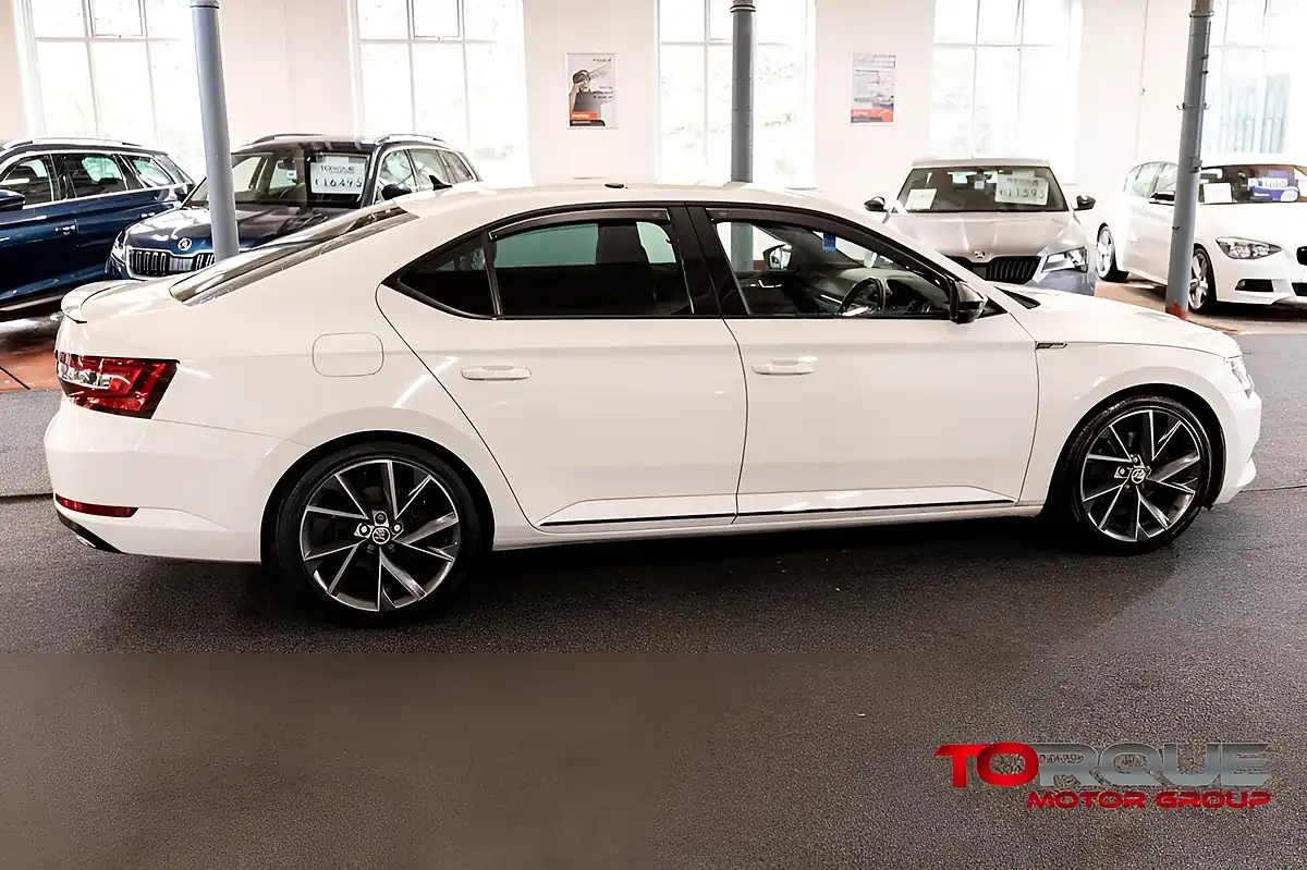 Used 2017 Skoda Superb Sportline Moon White - Interior and Exterior details 20
