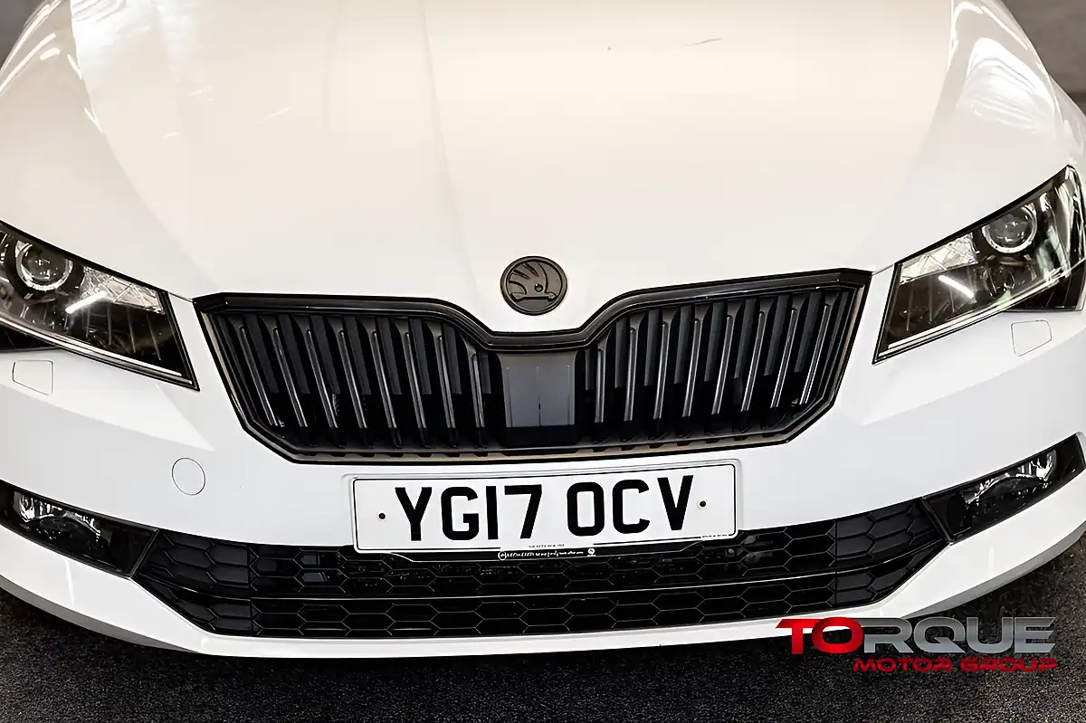 Used 2017 Skoda Superb Sportline Moon White - Interior and Exterior details 4