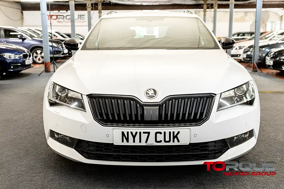 Used 2017 Skoda Superb Sportline White - Interior and Exterior details 10