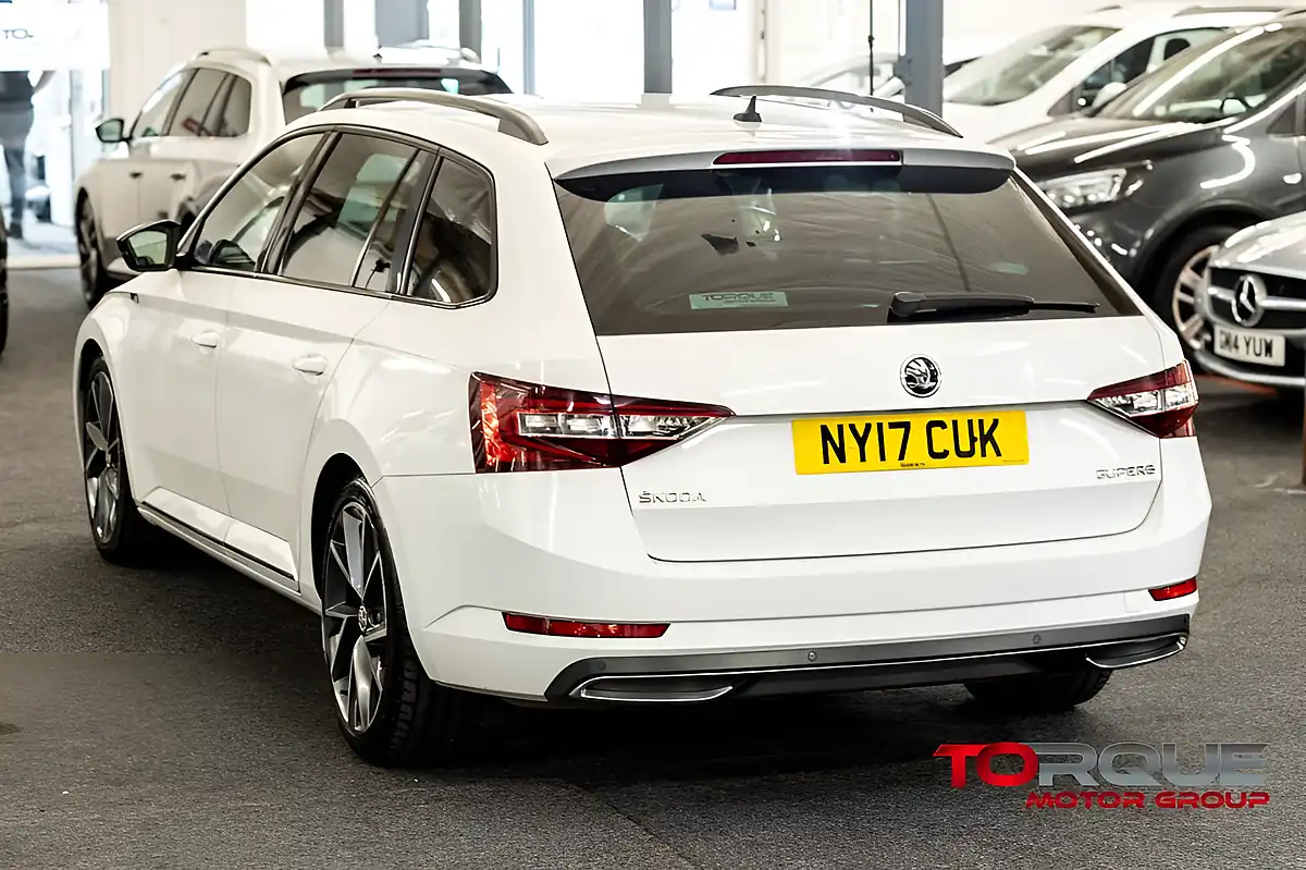Used 2017 Skoda Superb Sportline White - Interior and Exterior details 6