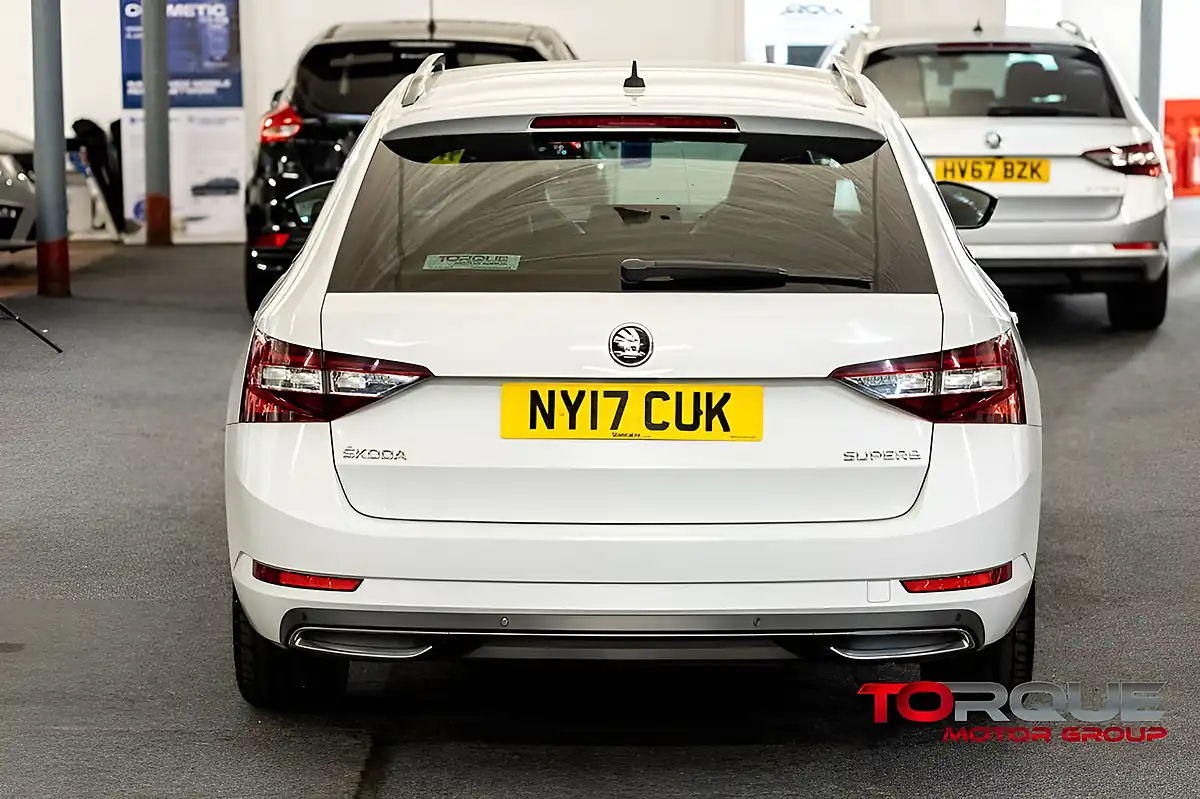 Used 2017 Skoda Superb Sportline White - Interior and Exterior details 7