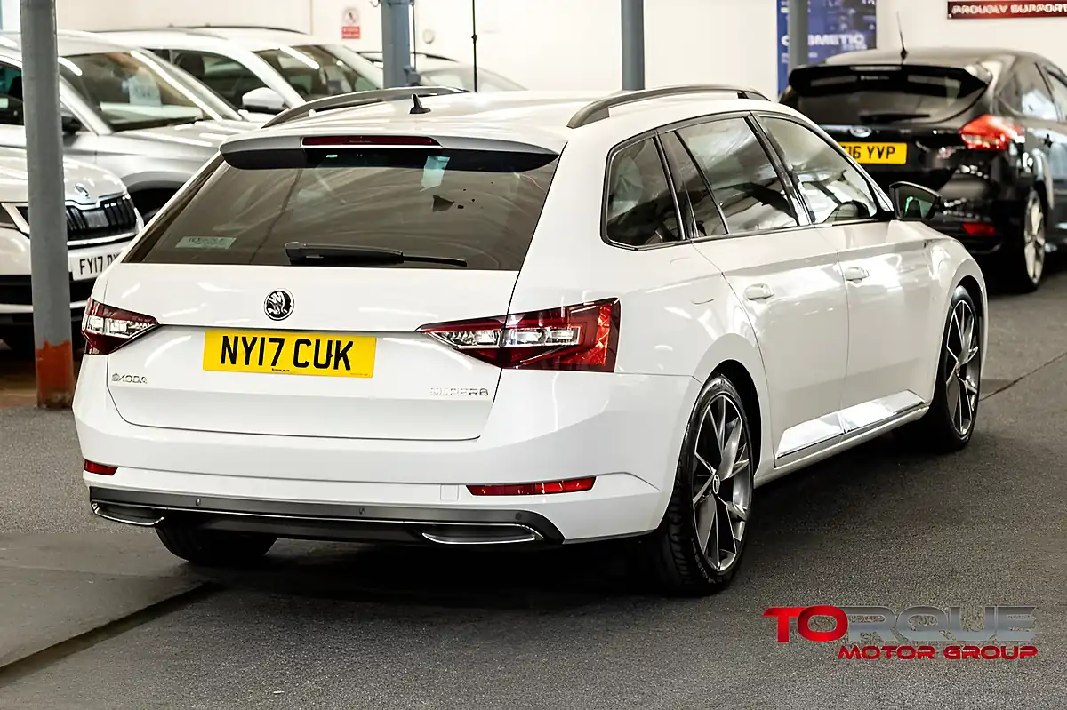 Used 2017 Skoda Superb Sportline White - Interior and Exterior details 9