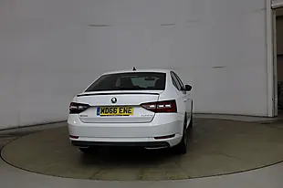 Used 2017 Skoda Superb Sportline White - Interior and Exterior details 4