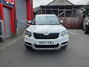 Used 2017 Skoda Yeti Outdoor Se Drive White - Interior and Exterior details 2