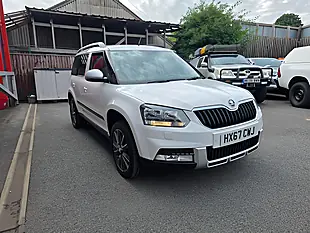 Used 2017 Skoda Yeti Outdoor Se Drive White - Interior and Exterior details 3
