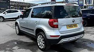 Used 2017 Skoda Yeti Se Business Outdoor Silver - Interior and Exterior details 5