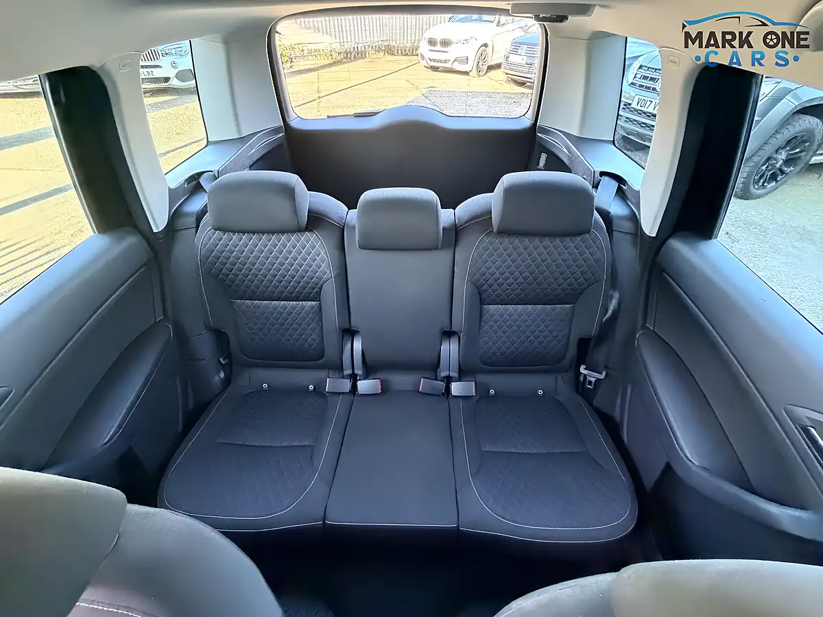Used 2017 Skoda Yeti Se Drive Black - Interior and Exterior details 11