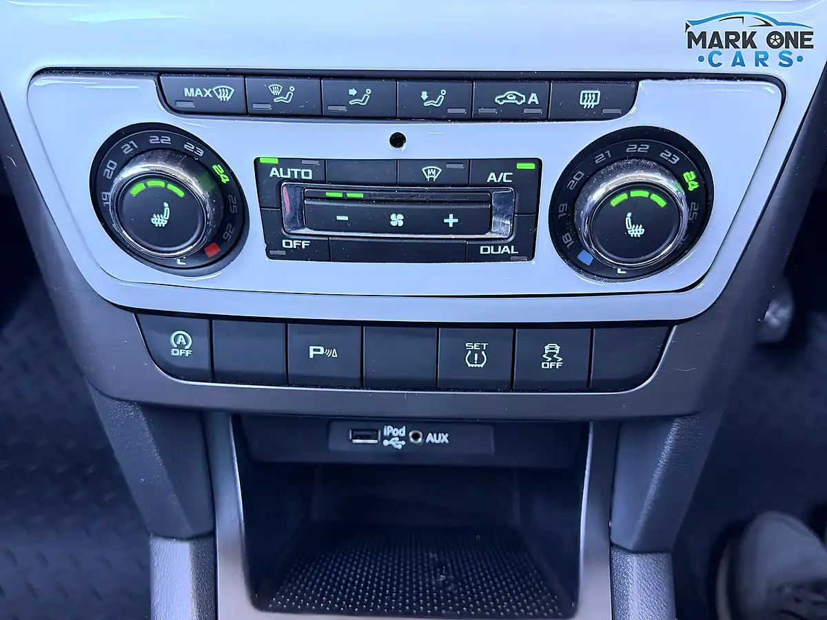 Used 2017 Skoda Yeti Se Drive Black - Interior and Exterior details 14