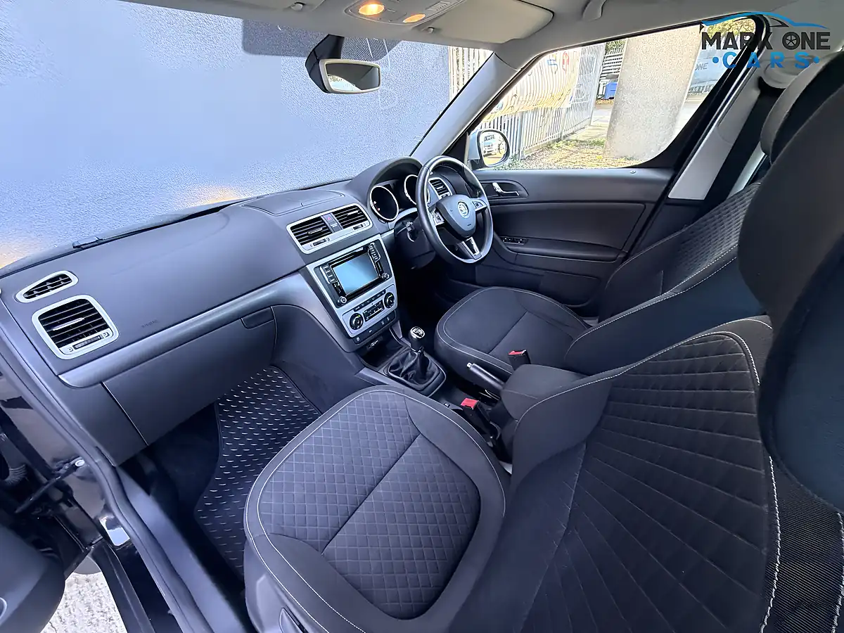 Used 2017 Skoda Yeti Se Drive Black - Interior and Exterior details 19