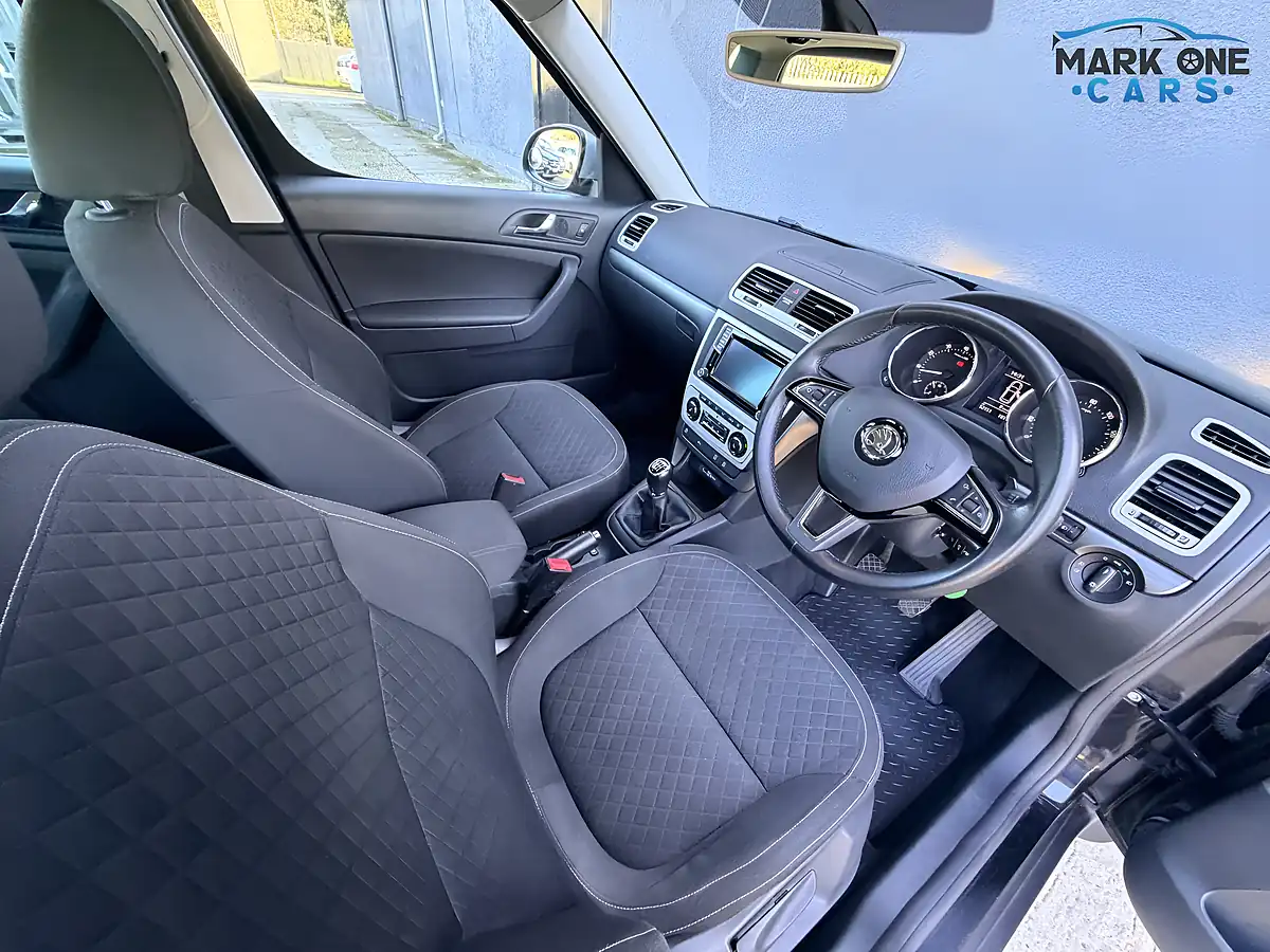 Used 2017 Skoda Yeti Se Drive Black - Interior and Exterior details 20
