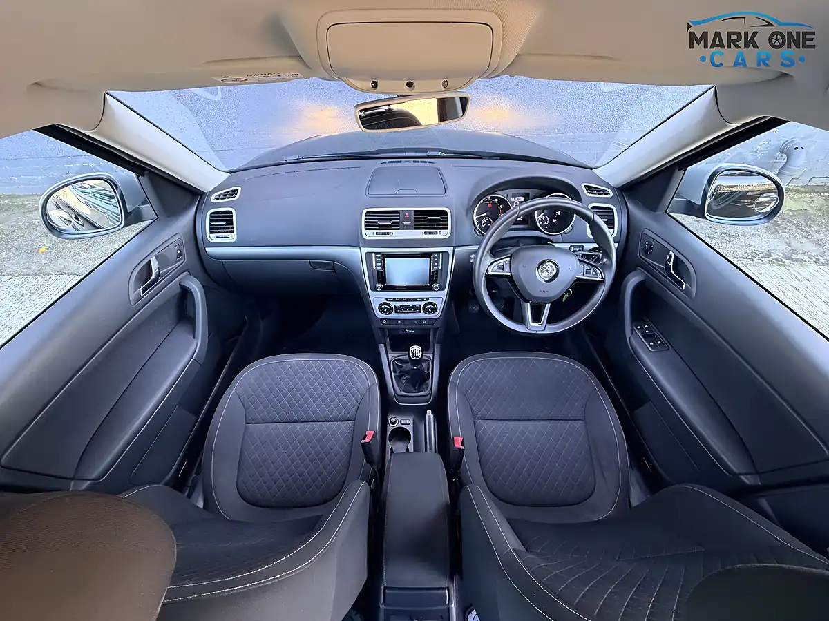 Used 2017 Skoda Yeti Se Drive Black - Interior and Exterior details 3