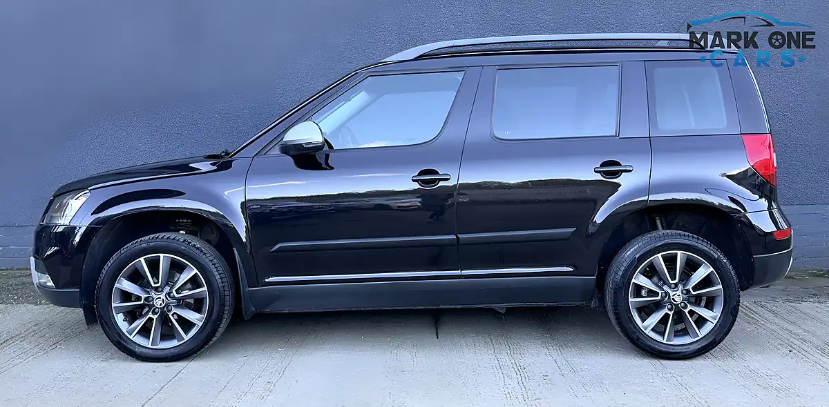 Used 2017 Skoda Yeti Se Drive Black - Interior and Exterior details 7