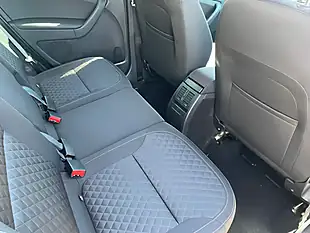 Used 2017 Skoda Yeti Se Drive Outdoor Grey - Interior and Exterior details 11